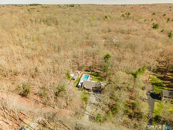 3rd image of 311 Cranberry Bog Road