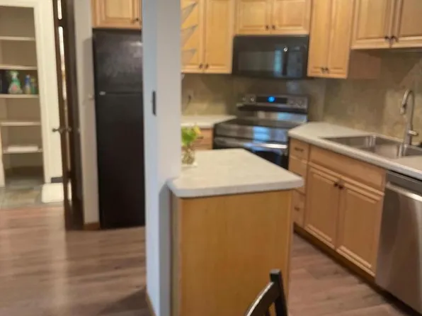 3925 South 84th STREET #3, Greenfield, WI 53228