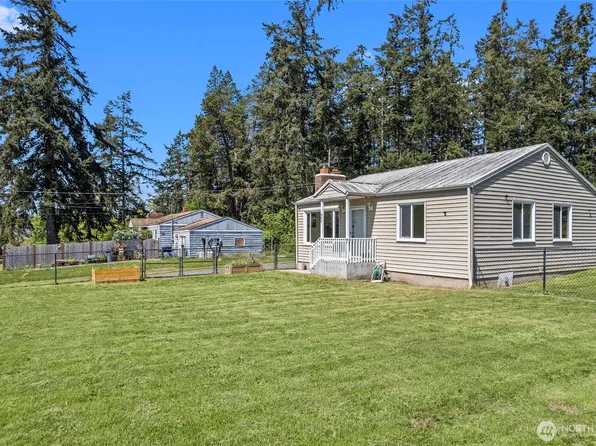 544 NE Easy Street, Oak Harbor, WA 98277