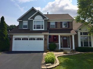 117 Greenview Ct, North Aurora, IL 60542