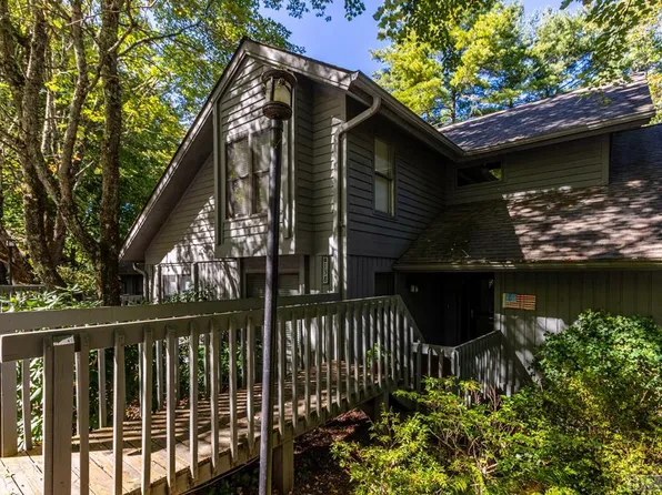 138 Racquet Club Villas Drive #C, Sapphire, NC 28774