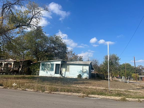 3rd image of 167 E Hutchins Pl