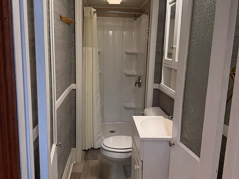 207 E Church St #1B — Photo 20