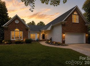 5508 Tullamore Ln, Charlotte, NC 28269