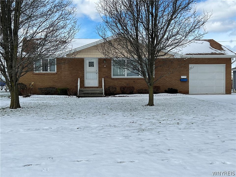 1st image of 40 Jasmine Ave