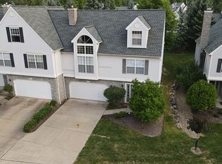 6565 Grove Ln #60, Parma, OH 44134