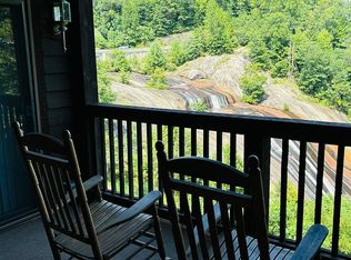 54 Upper Tanglewood Rd APT 2, Lake Toxaway, NC 28747