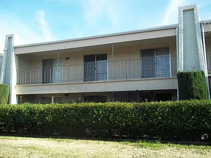 625 S Prudence Rd #205 — Photo 30