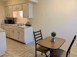 1221 S 121st Plz APT 116, Omaha, NE 68144