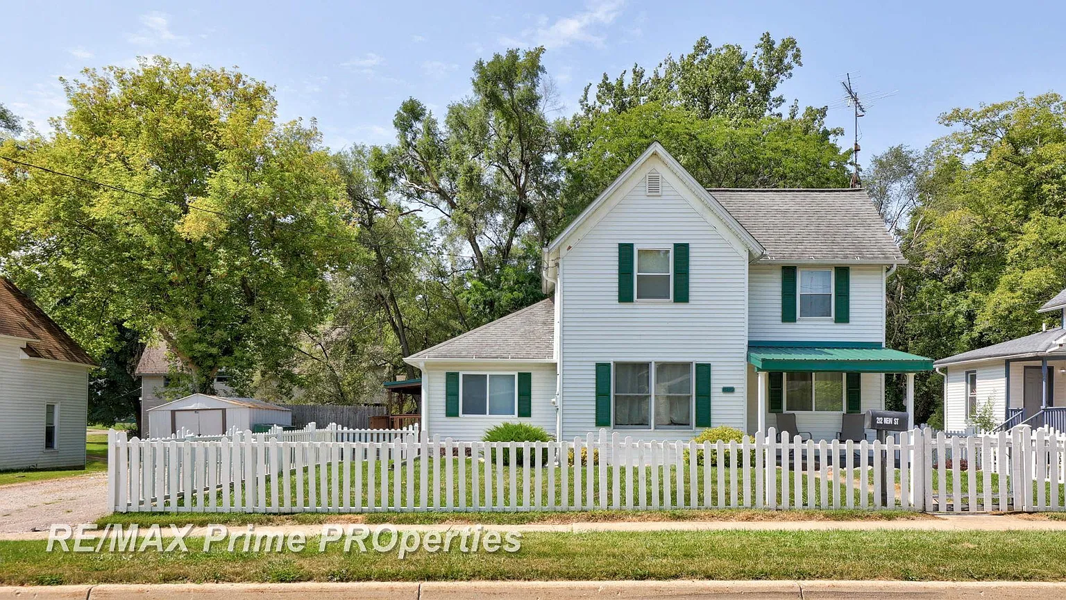 212 New St photo 1