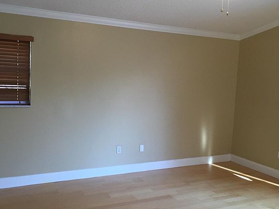 4th image of 6429 Edgeworth Dr