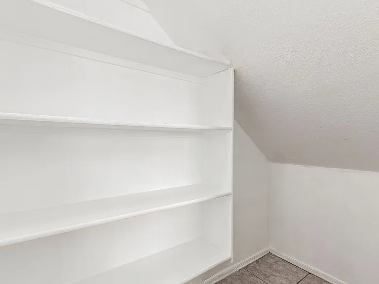 12823 W Ash St — Photo 13