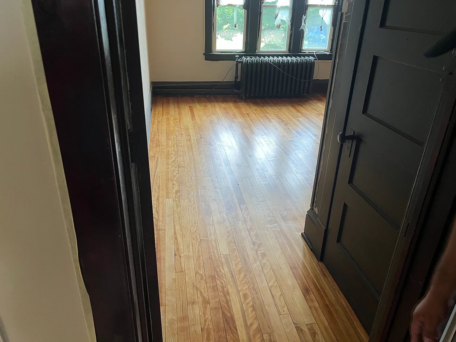 5 bed, 2636 sqft, $850 — Photo 2