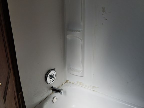 5th image of 5746 Hodiamont Ave