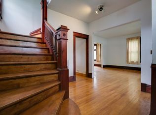 1208 Raymond Ave, Saint Paul, MN 55108