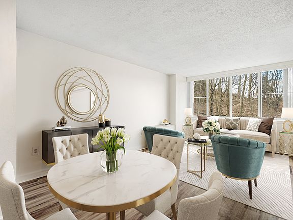 3rd image of 420 N Van Dorn St #4081504
