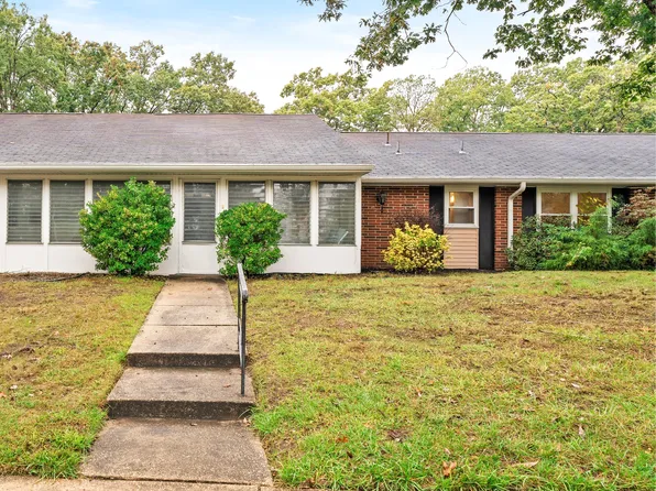 111B Edinburgh Lane, Lakewood, NJ 08701