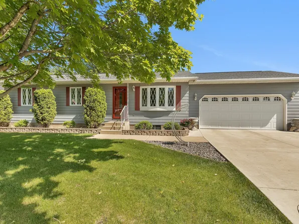 615 W Birch St, Saint Joseph, MN 56374