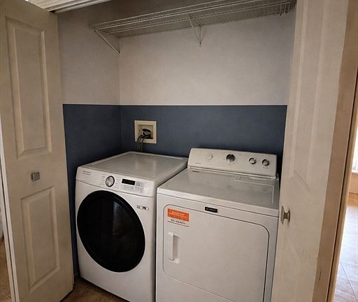5th image of 330 Newman Ave