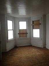 3rd image of 403 Northumberland St
