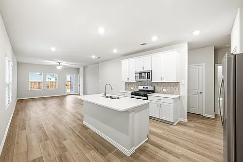 523 Blanton St Photo 1