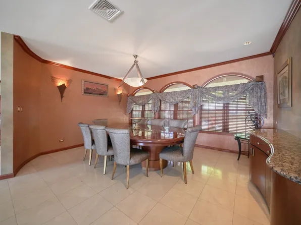 3411 Country Club Road image 7 of 64