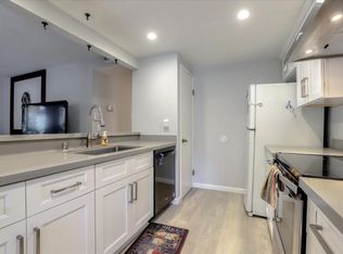 3819 Seven Trees Blvd #211, San Jose, CA 95111