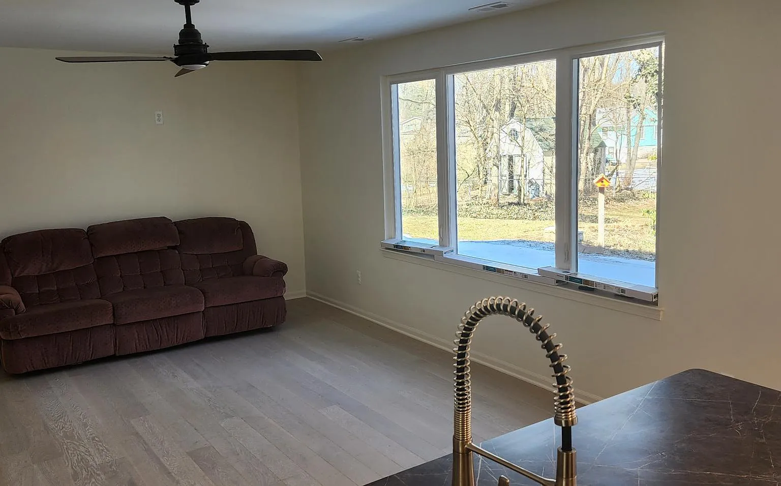 2 bed, 1.5 bath, 1410 sqft, $1,900 — Photo 3