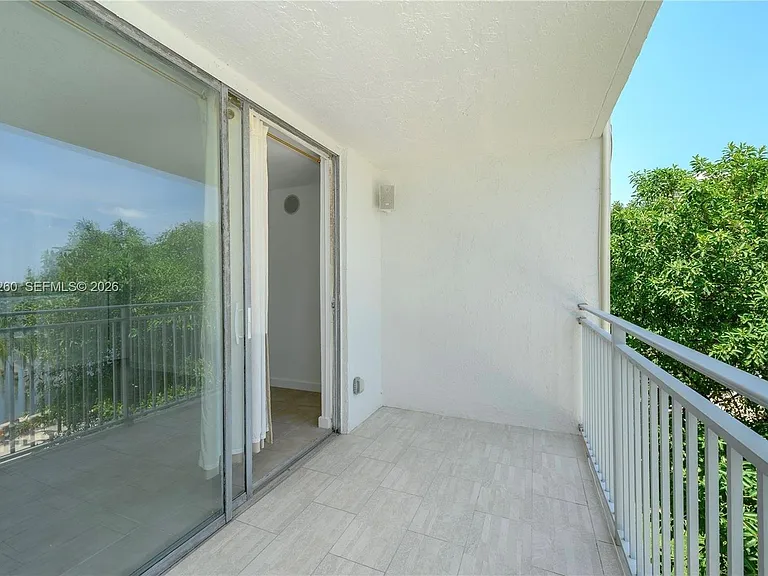 750 NE 64th St #B404 — Photo 12