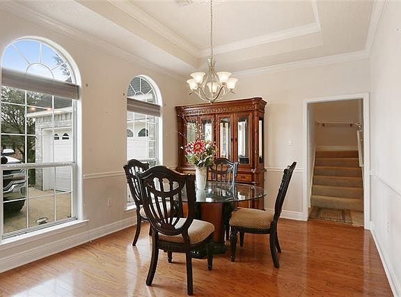 5th image of 158 Iroquois Dr