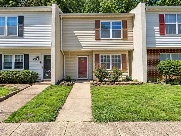 51 Otsego Dr, Newport News, VA 23602
