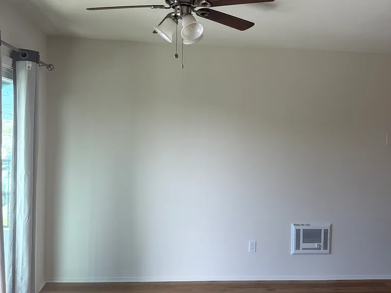 1912 Rockefeller Ln #201 — Photo 13