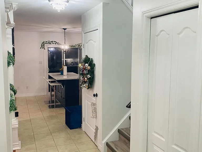 1751 Coronation Dr — Photo 3