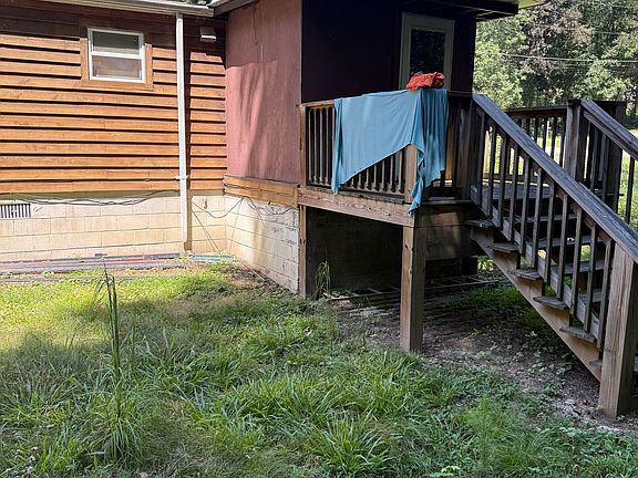 3rd image of 185 Smyrna St SE