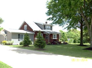 14735 New Buffalo Rd, Columbiana, OH 44408