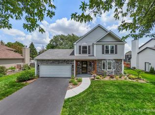 987 Split Rail Dr, Carol Stream, IL 60188