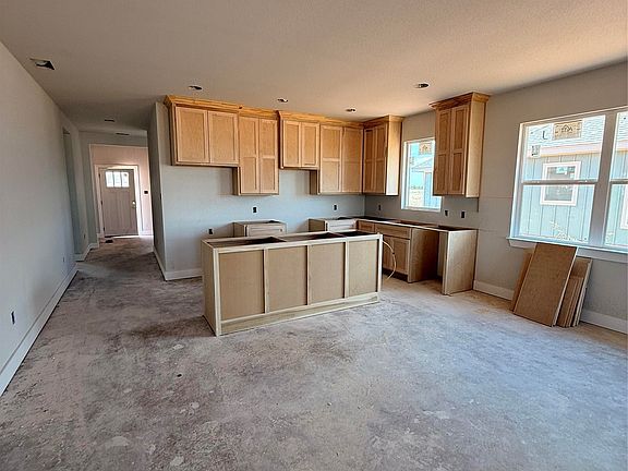 5th image of 4052 Hope Dr