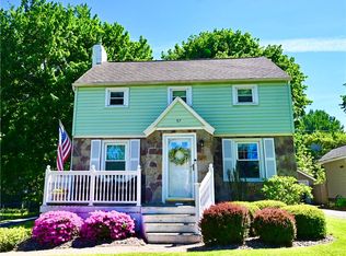 97 Lyndale Dr, Rochester, NY 14624