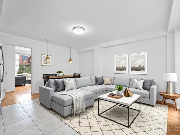 139-30 34th Avenue image 3 of 20