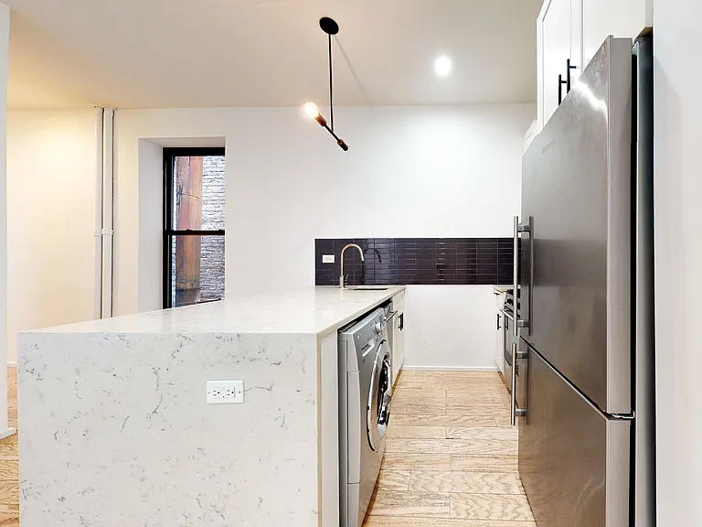 475 Central Park W #1C — Photo 4
