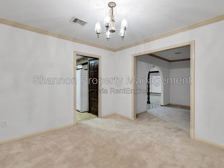 3810 Glenheather Dr — Photo 15
