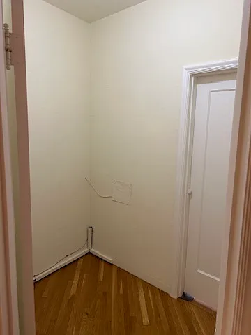 1 Duane Street Apartments — Photo 21