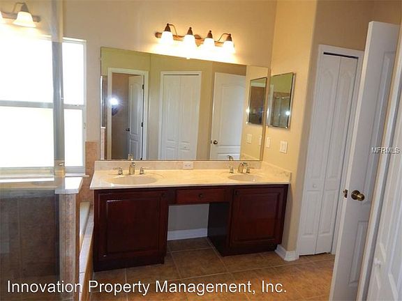 4th image of 15341 Urbino Ln