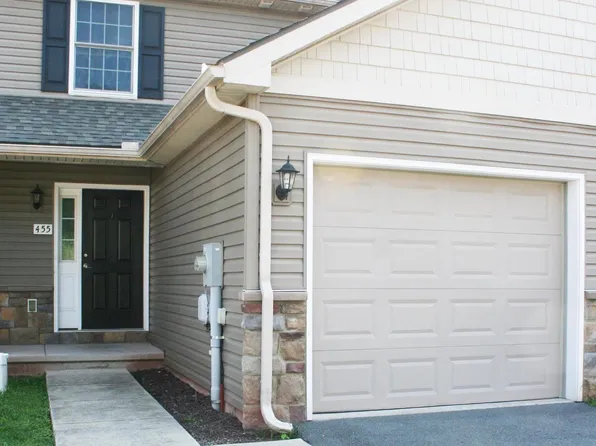 455 Kentwell Dr, York, PA 17406