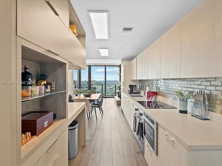 501 NE 31st St #1201 — Photo 13