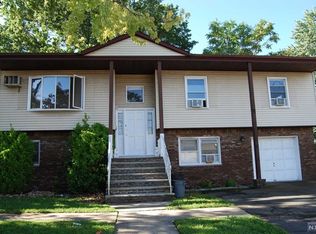 444 Sylvan St, Saddle Brook, NJ 07663