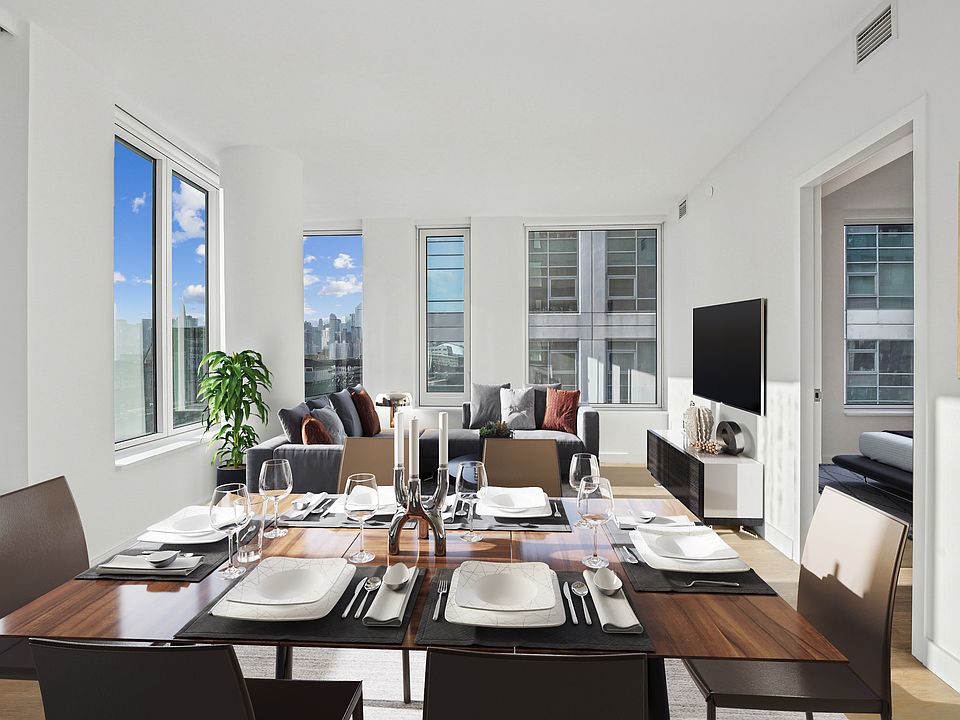 1st image of 41-46 27th St #1005