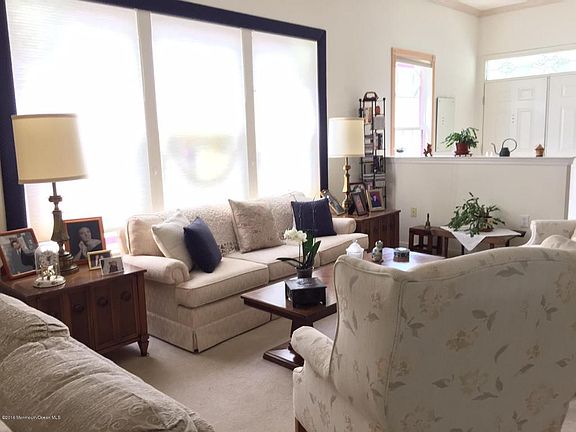 2nd image of 5 Summerwinds Dr