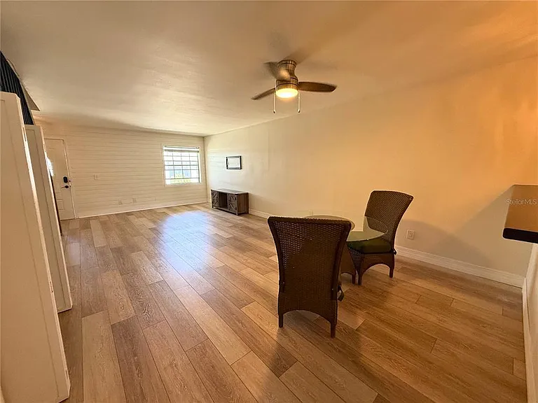 4821 W McElroy Ave #D210 — Photo 6