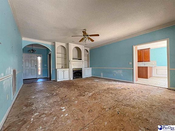 4th image of 2110 Glenmore Way